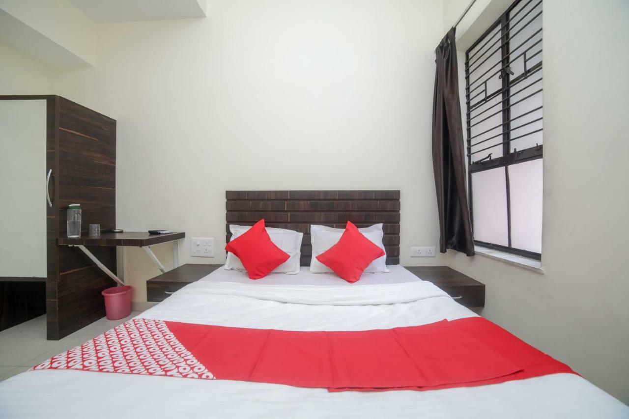 Oyo 46697 Hotel Gopi 나그푸르 외부 사진
